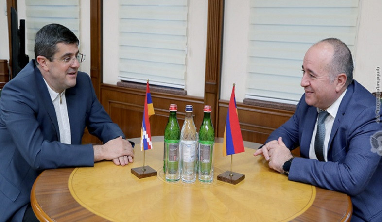 Armenia’s Minister of Defense met with President of Artsakh