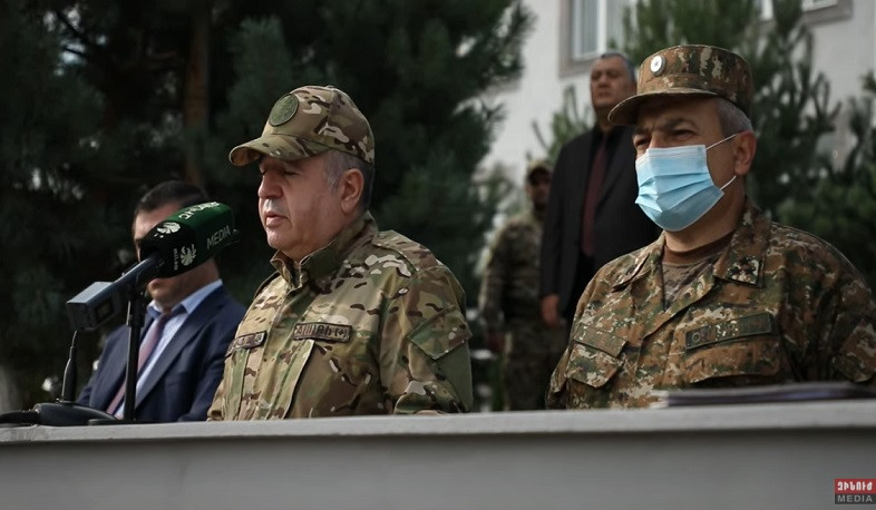 Արշակ Կարապետյանը 3-րդ զորամիավորման ղեկավար կազմին է ներկայացրել զորամիավորման նորանշանակ հրամանատար Ալեքսանդր Ցականյանին