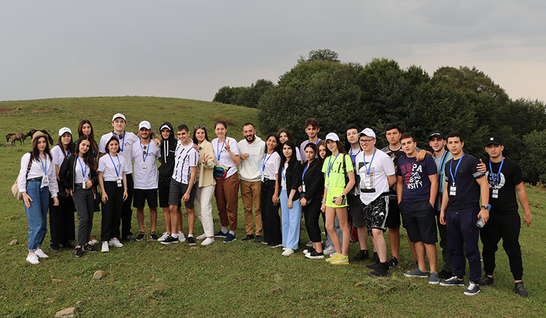 «Քայլ դեպի տուն» ծրագրի մասնակիցները շարունակում են բացահայտել Հայաստանը