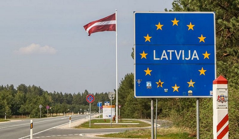 Латвия вводит чрезвычайное положение на границе с Беларусью - из-за наплыва мигрантов