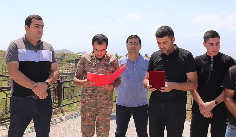 Տափերականցի 28-ամյա կապիտանը հետմահու պարգևատրվել է