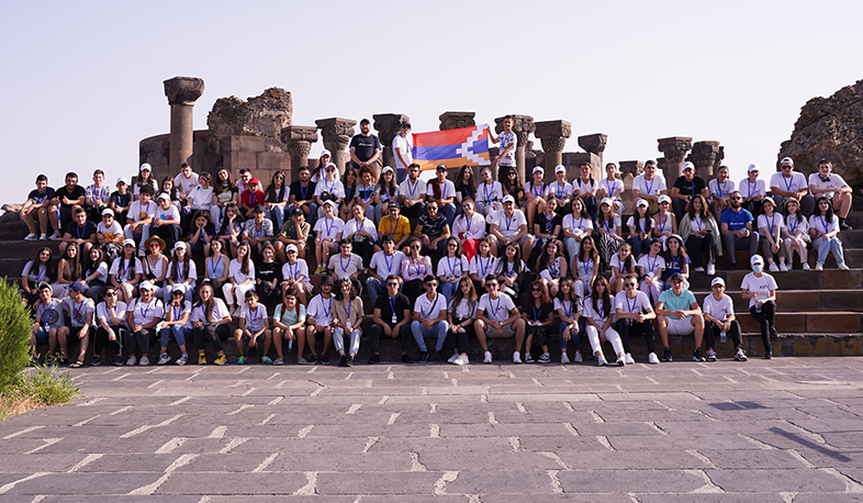 «Քայլ դեպի տուն» ծրագրի մասնակիցներն այցելել են Սարդարապատ