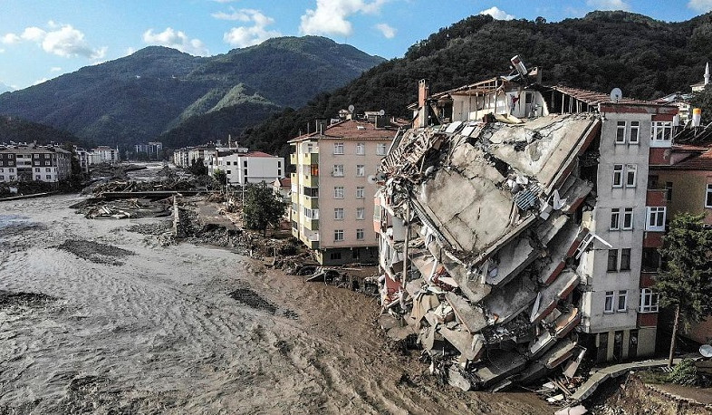 Թուրքիայում հեղեղումների ու սողանքների զոհերի թիվը հասել է 40-ի