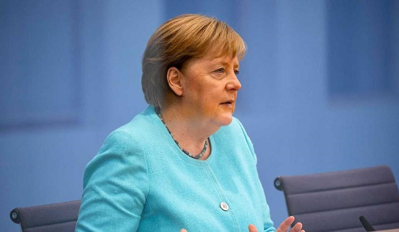 Անգելա Մերկելն ամսական 15 հազար եվրո թոշակ կստանա