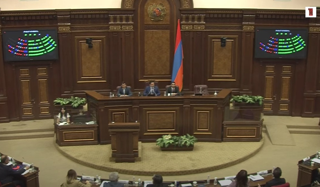 ԱԺ-ն ընդունեց Սևանա լճից լրացուցիչ ջրառ իրականացնելու մասին նախագիծը