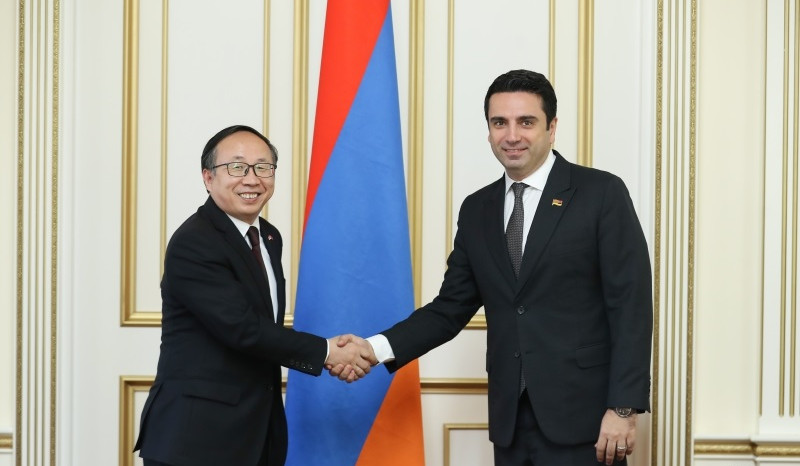 Ալեն Սիմոնյանը Չինաստանի դեսպանի հետ հանդիպմանը կարևորել է խորհրդարանական բարեկամական խմբերի գործունեության վերսկսման անհրաժեշտությունը