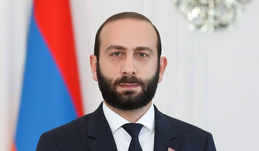 Արարատ Միրզոյանը շարունակում է շնորհավորական ուղերձներ ստանալ