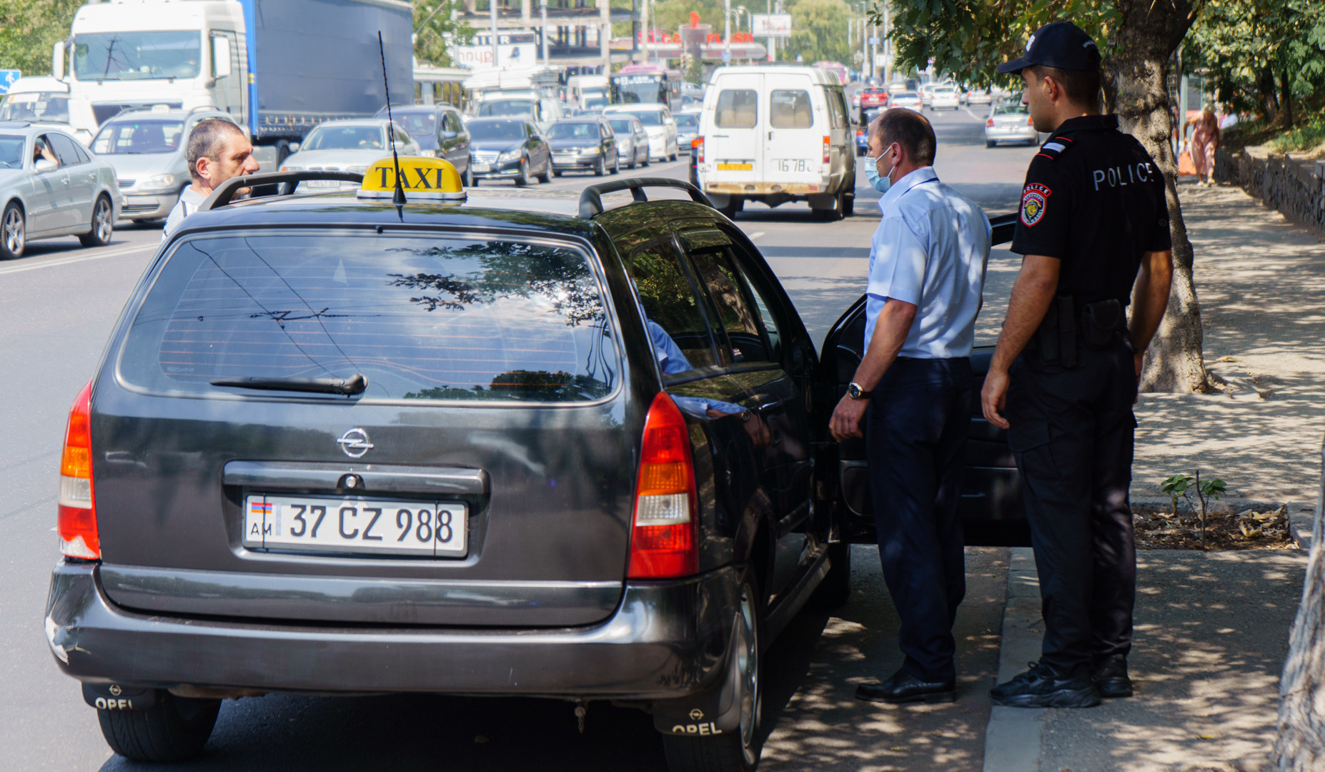 ՔՏՀԱ և ԱԱ տեսչական մարմինների մասնագետները Նոր Նորքում արձանագրել են մի շարք խախտումներ