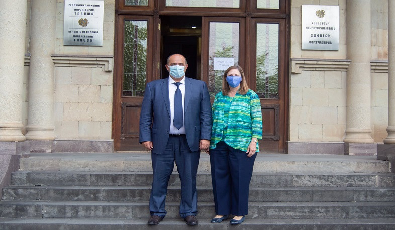 Tavuşun icra hakimiyyət başçısı və ABŞ -ın Ermənistandakı səfiri mümkün əməkdaşlıq yollarını müzakirə etdi