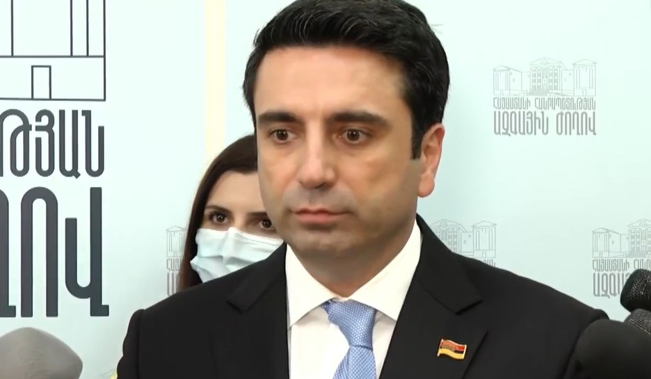 Խստորեն դատապարտում եմ այն բռնությունը, որ տեղի ունեցավ ԱԺ նիստերի դահլիճում. Ալեն Սիմոնյան