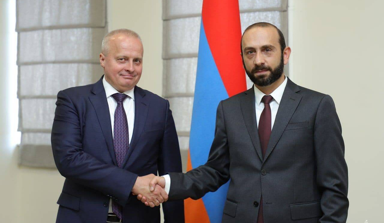 RA Foreign Minister refers to the closure of the Goris-Kapan highway During meeting with Russian Ambassador