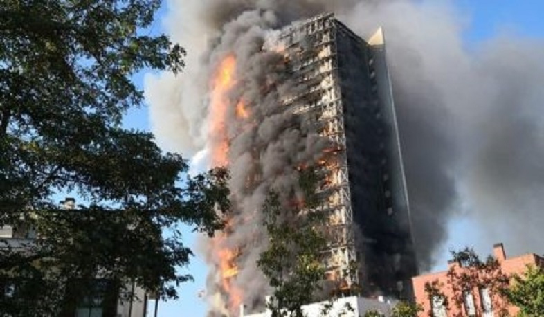 Fire rips through 20-storey residential tower block in Milan