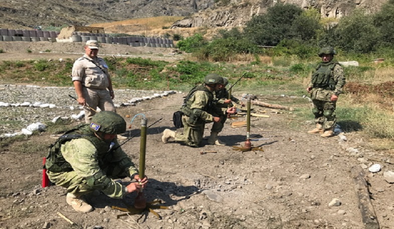 Российские миротворцы провели тренировку по предотвращению возможных нарушений с использованием беспилотной авиации в Арцахе