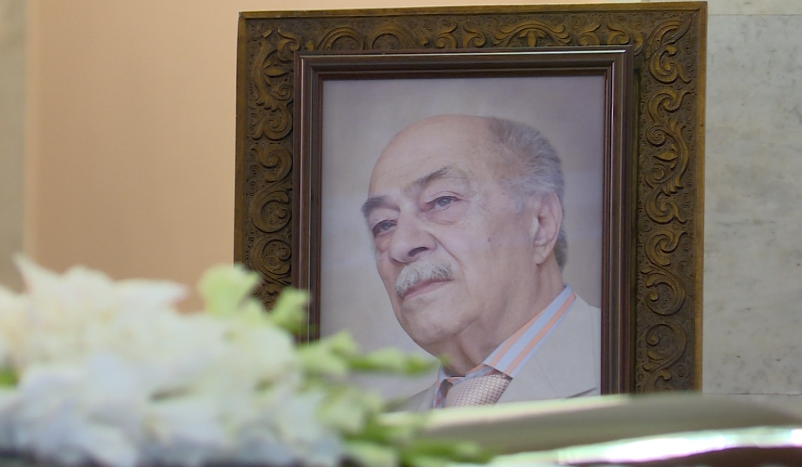 Երևանում վերջին հրաժեշտն են տվել Հայաստանի ժողովրդական արտիստ Վլադիլեն Բալյանին