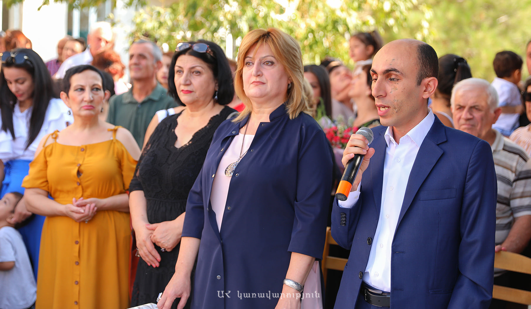 Artak Beglaryan müharibə zamanı raket hücumuna məruz qalan Stepanakertin N10 məktəbində olub