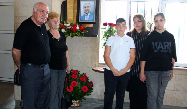 Արցախի ԱԳՆ-ում տեղադրվել է Երվանդ Հաջիյանի հուշատախտակը