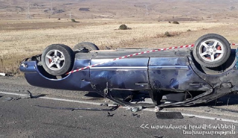 Սիսիան-Երևան ավտոճանապարհին մեքենան գլխիվայր շրջվել է․ կա զոհ