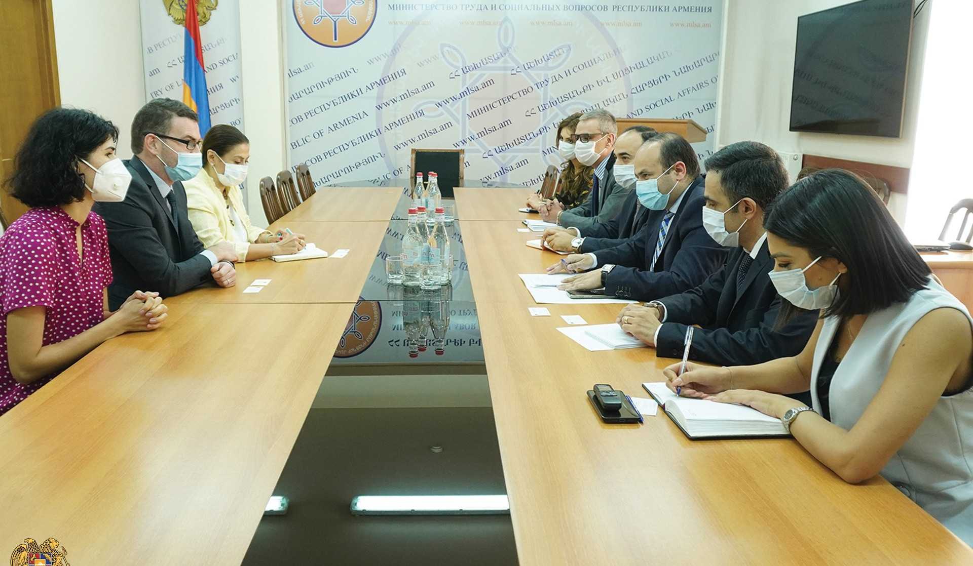 Նարեկ Մկրտչյանը հանդիպել է Միացյալ Թագավորության դեսպանի հետ