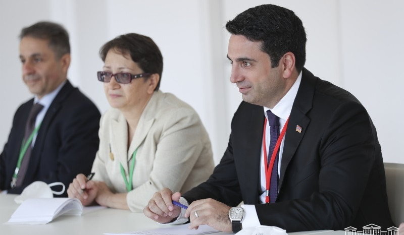 President of RA National Assembly Meets with President of Chamber of Deputies of Grand Duchess of Luxembourg in Vienna