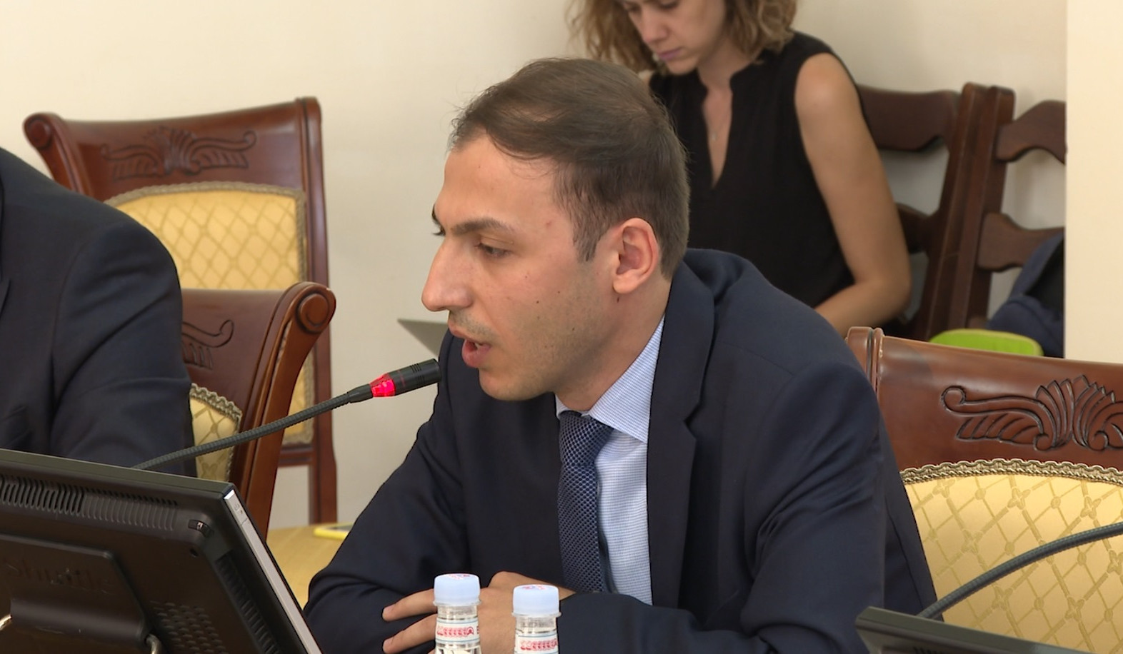 ԱԺ-ում քննարկվել է հետպատերազմական իրավիճակն Արցախում