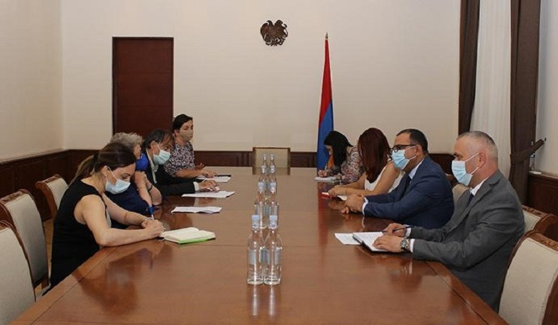Tigran Khachatryan and Andrea Wiktorin discussed EU-supported programs