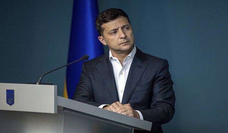 Ukrainian president says war with Russia a possibility