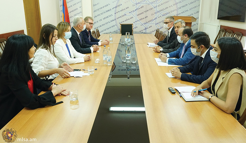 Նարեկ Մկրտչյանն ընդունել է նախարար Մարինա Լազեբնայայի գլխավորած պատվիրակությանը