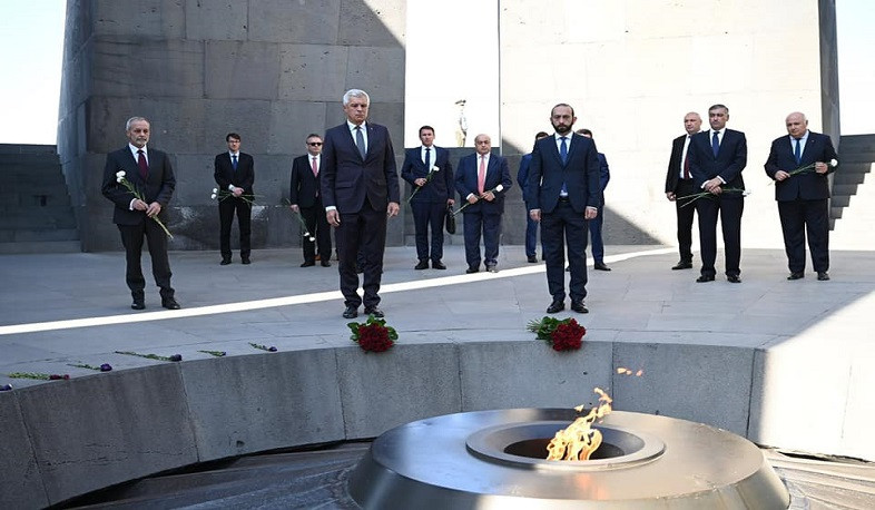 Slovak Foreign Minister visited Armenian Genocide Memorial