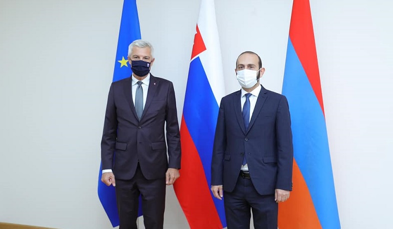 Мы приветствуем меры по возвращению армянских военнопленных, удерживаемых в Азербайджане: глава МИД Словакии