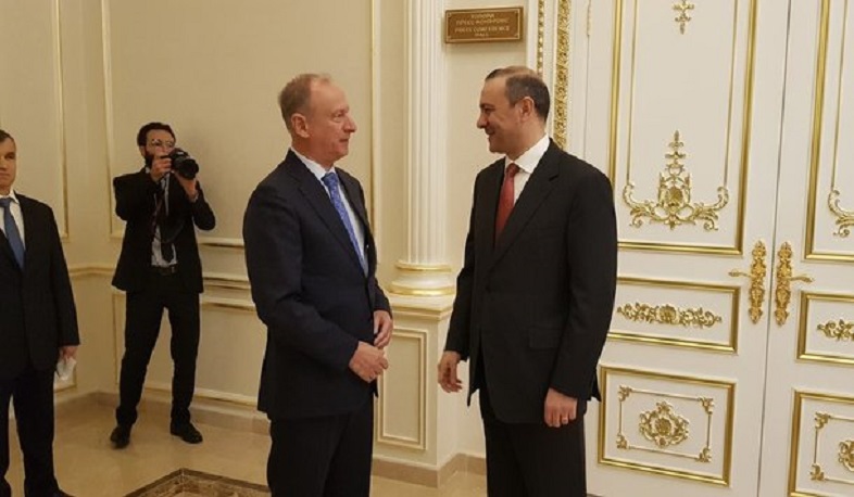 В Душанбе состоялась встреча секретарей Советов Безопасности России и Армении