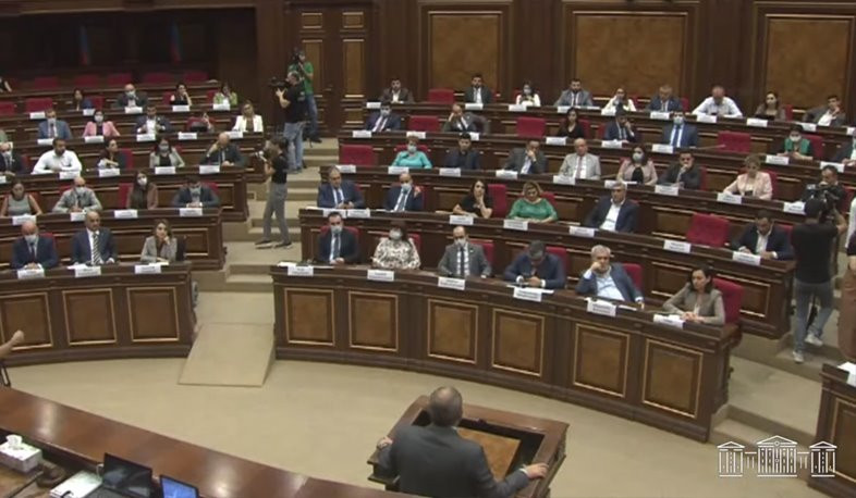 Noyabrıın 9-da və yanvarın 11-də imzalanmış bəyanatlarda ER ərazisindən dəhlizin ayrılmasına dair müddəa qeyd edilməyib