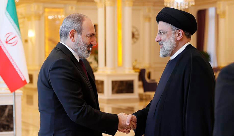 Nikol Paşinyan İran İslam Respublikasının Prezidenti İbrahim Rəisi ilə görüşüb