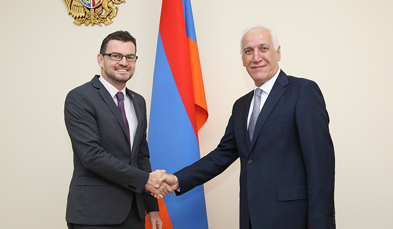 Վահագն Խաչատուրյանը և Ջոն Գալլագերը քննարկել են ոլորտային համագործակցության ընդլայնման հեռանկարները