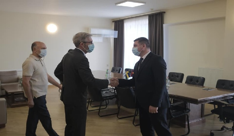 Շվեդիայի կառավարությունն օժանդակում է թավշյա հեղափոխությանը և ժողովրդավարության զարգացմանը. Շվեդիայի դեսպան