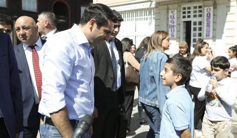 Գյումրիի օրվա առթիվ Ալեն Սիմոնյանն այցելել է Հայաստանի մշակութային մայրաքաղաք