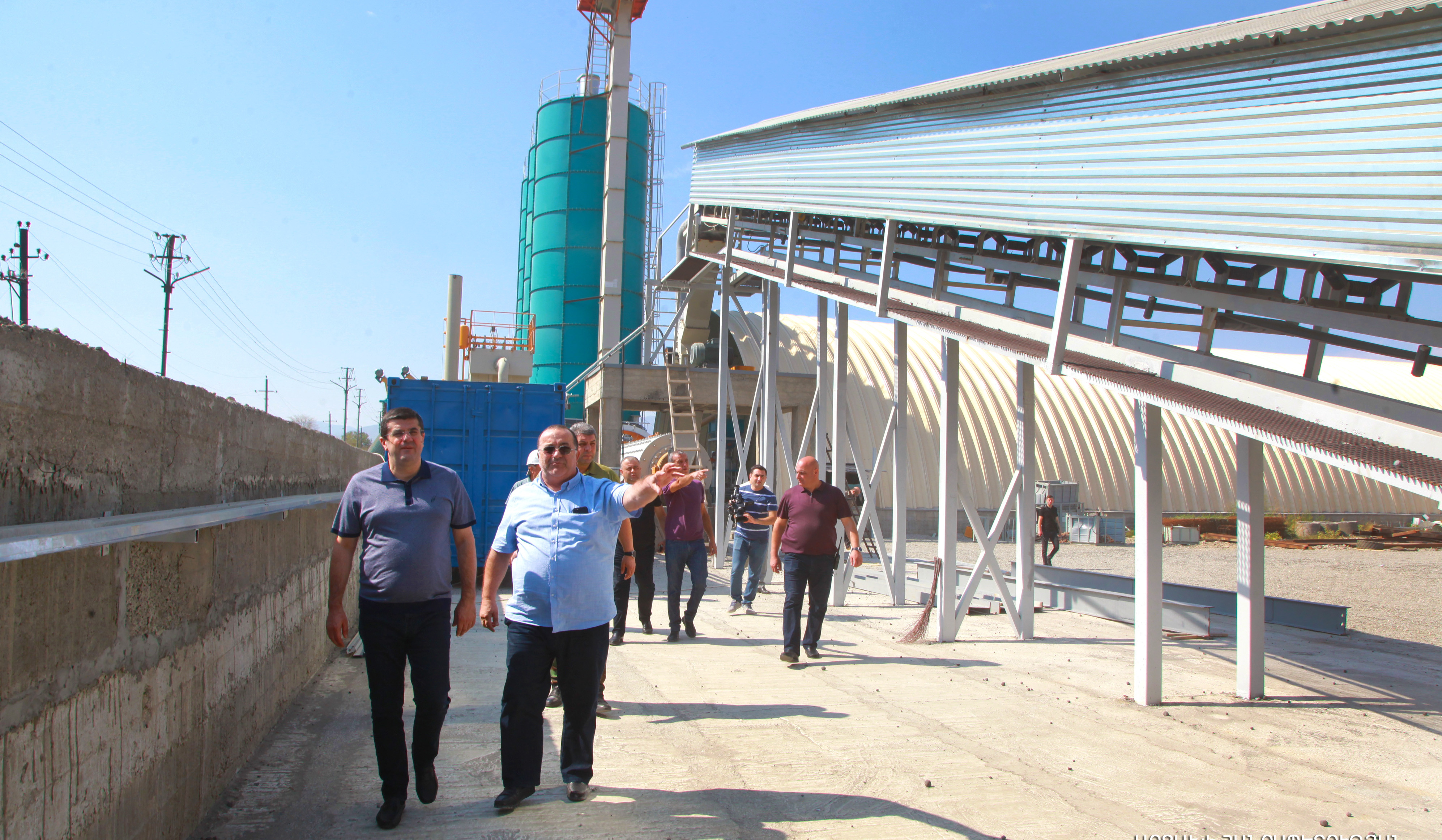 ԱՀ նախագահն այցելել է Ասկերանի ցեմենտի արտադրության նորաբաց գործարան