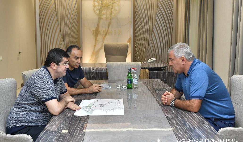 Artsax Prezidenti Samvel Karapetyanla görüşüb