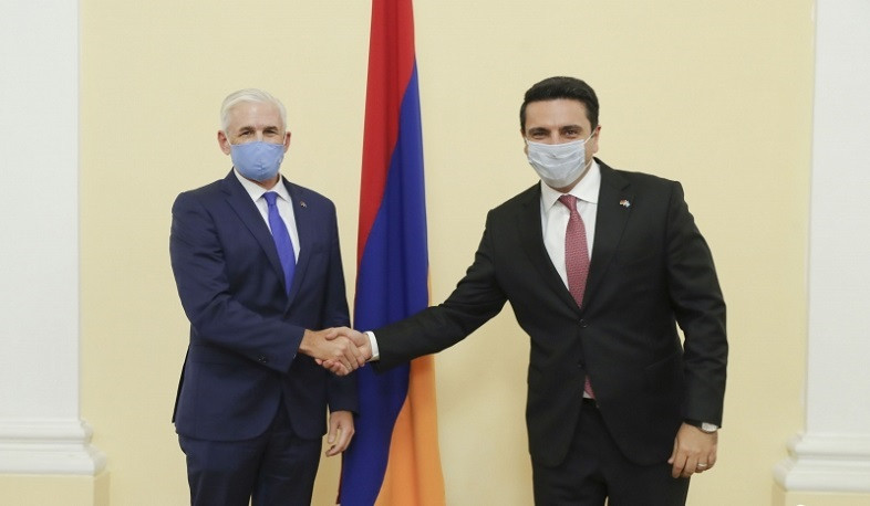 Alen Simonyan discussed processing chronology of road maps in further cooperation with Shombi Sharp