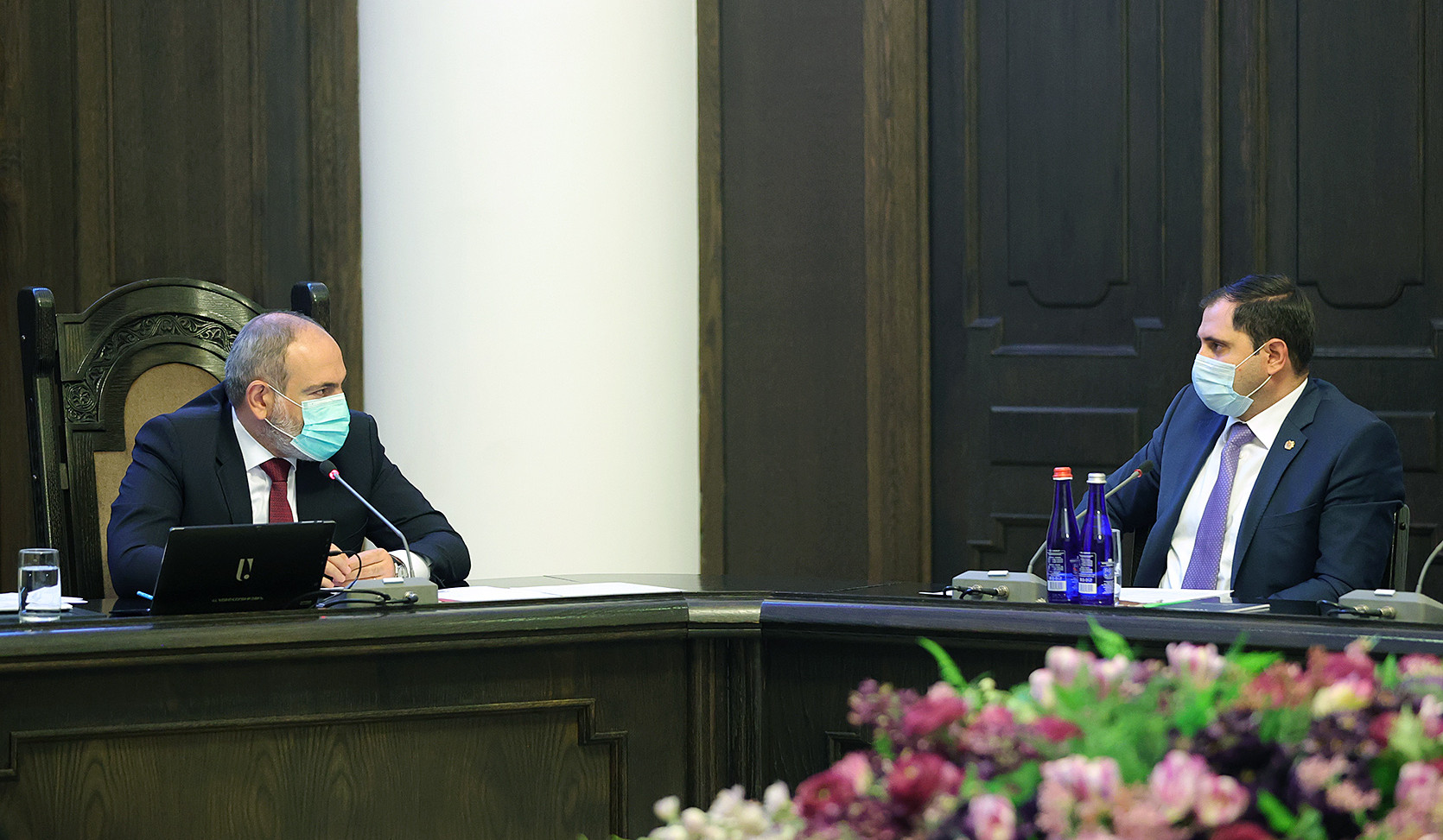 Եղվարդի N 1 և Երևանի N 118 ավագ դպրոցների վերանորոգման ու անհրաժեշտ գույքի ձեռք բերման համար տրամադրվել է 15.6 մլն դրամ