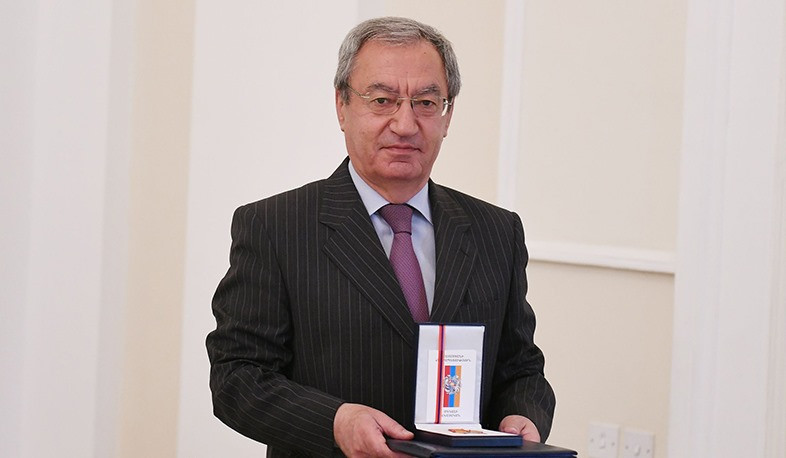 Մահացել է թարգմանիչ, դիվանագետ Համլետ Գասպարյանը