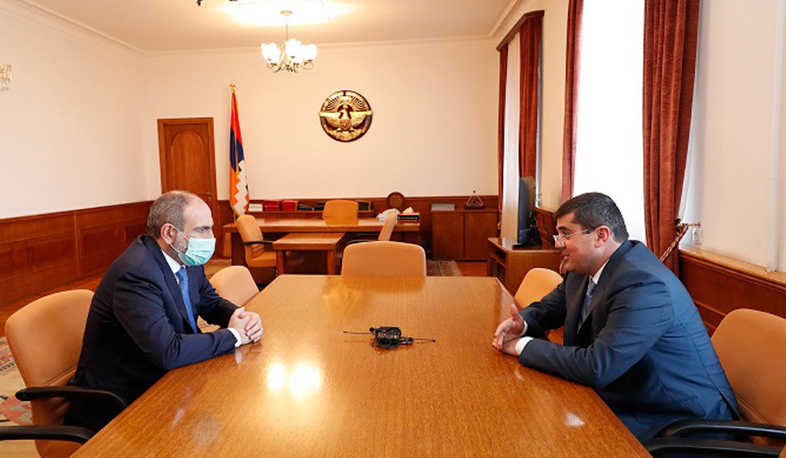 Nikol Pashinyan and Arayik Harutyunyan discuss post-war rehabilitation
