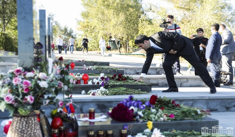 Խնկարկում և հարգանքի տուրք՝ Արցախյան 44-օրյա պատերազմի զոհերի հիշատակին