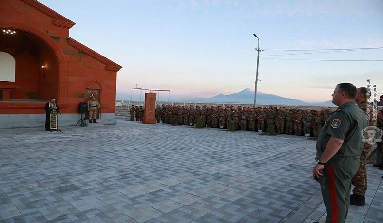 Artak Davtyan 44 günlük İkinci Artsax müharibəsinə həsr olunmuş xaçkarın açılışında iştirak edib