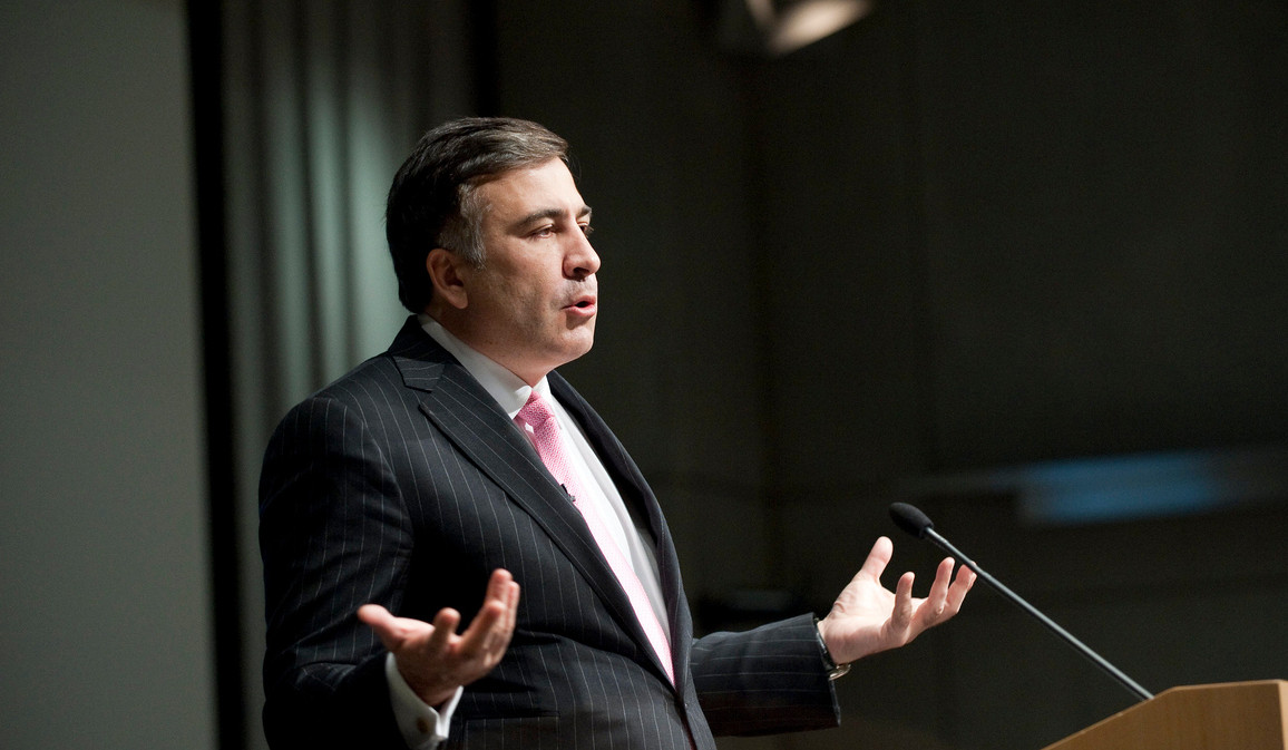 Саакашвили возвращается в Грузию в день выборов 2 октября