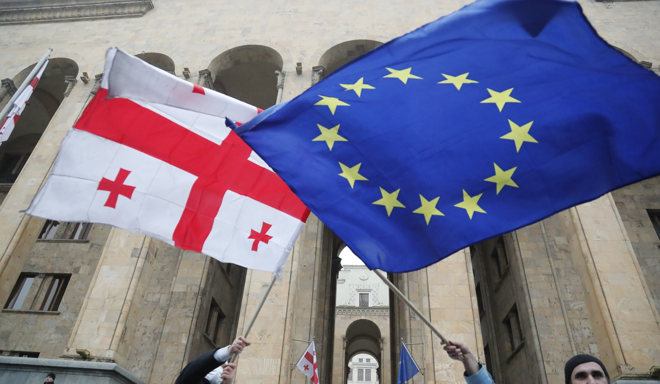 FM Zalklaiani says EU not suspending visa-free regime with