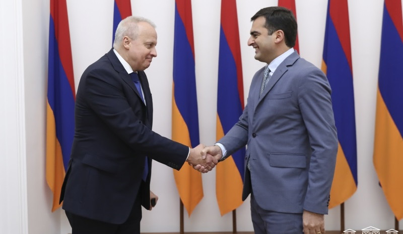 Ադրբեջանը պետք է անհապաղ վերադարձնի ռազմագերիներին և պահվող այլ անձանց. Հակոբ Արշակյանն ընդունել է Սերգեյ Կոպիրկինին