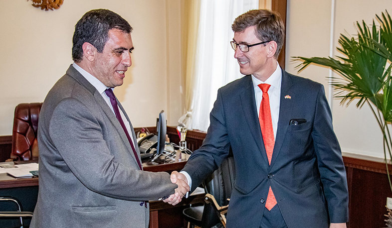 Լոռու մարզպետը ՀՀ-ում Նիդերլանդների դեսպանին է ներկայացրել մարզի զարգացման ռազմավարական ուղղությունները