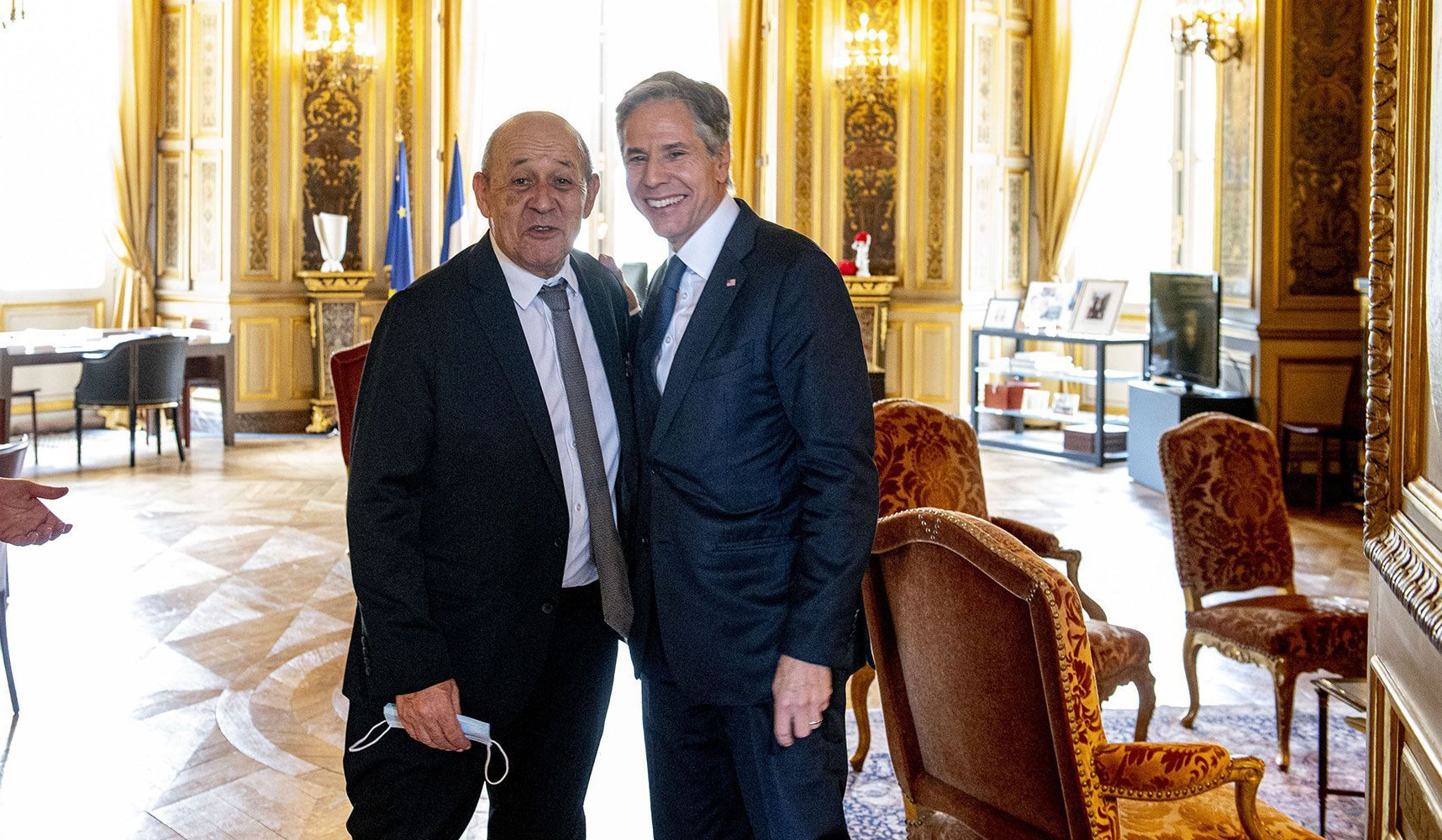 France's Le Drian to hold talks with US' Blinken on Oct 5