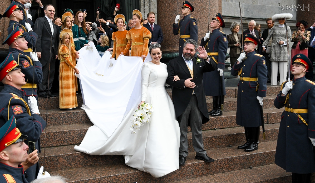 Ռոմանովների արքայատոհմի ժառանգը պսակադրվել է Սանկտ Պետերբուրգի Սուրբ Իսահակի տաճարում