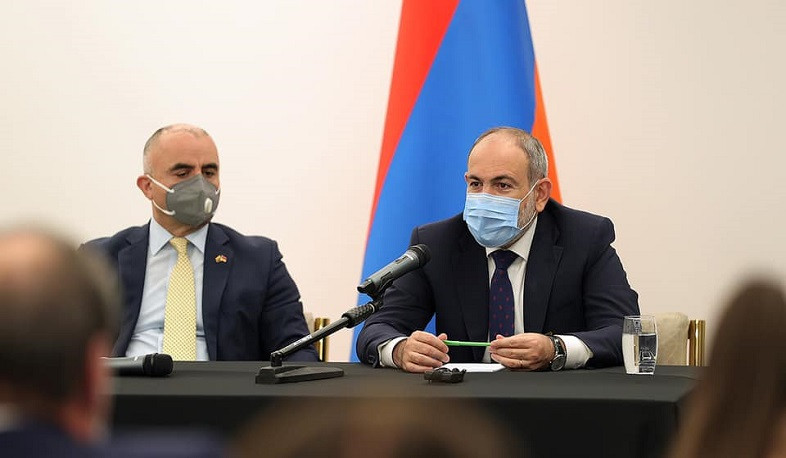 Մեզ պետք է ուժերի գերլարում՝ մեր առաջ դրված խնդիրները լուծելու համար. Նիկոլ Փաշինյանը հանդիպել է Լիտվայում հայ համայնքի ներկայացուցիչների հետ